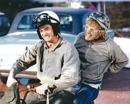 Dumb and Dumber 1994 Jim carrey Jeff Daniels on bicycle 8x10 inch photo - £8.49 GBP