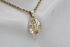 14K Tri Color Gold Virgin Mary Oval Charm Pendant Dije Virgen de Guadalupe 1.9gr - £105.24 GBP