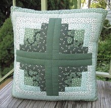 Green Quilted Calico Floral Patchwork Hand Crafted Pillow Handmade - £26.98 GBP