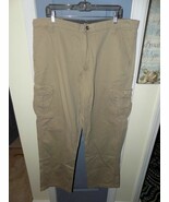 Wrangler Khaki Legacy Cargo Pants Sturdy Work Wear Size 38 x 32 Men&#39;s EUC - $32.93