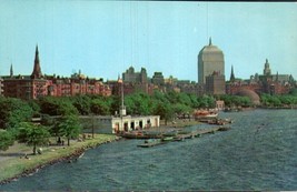 Vintage 3.5x5.5 Postcard James J. Storrow Memorial Embankment on Charles River - £2.32 GBP