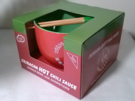 Sriracha HOT Chili Sauce Noodle Ramen Bowl with Chopsticks Bundle Rooster - £18.75 GBP