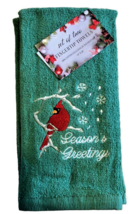 Christmas Cardinal Snowflakes Fingertip Towels Embroidered Set of 2 Green Bath - $24.47