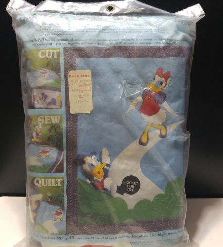 VTG Paragon Walt Disney Productions Quick Quilt Daisy & Donald Duck w/Toy NIB - £22.33 GBP