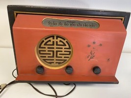 1946 Federal Tube Radio FTR Large Table Radio Asian design Model #1540T - $199.99