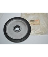 NOS Yamaha OEM Snowmobile Guide Wheel SR433 GS300 TW433 SM292 Part 810-4... - $726.11 MXN