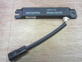 2013-2017 OEM Hyundai Elantra Santa Fe Antenna Smart Key For Trunk 95420... - $405.61 MXN