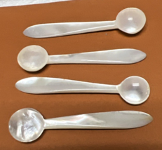 Set of 4 Hand Carved Mother of Pearl Salt Caviar Spoons 2 1/4 inch Long ... - $545.70 MXN