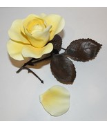 STUNNING BOEHM ENGLAND LIMITED ISSUE ELEGANCE YELLOW ROSE PORCELAIN SCUL... - €49,61 EUR
