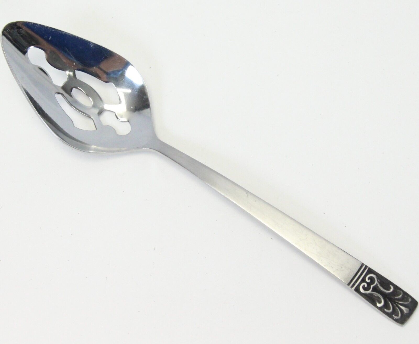 Carlyle Cameo Hong Kong Slotted Serving Spoon 8&quot;  Stainless - $5.87