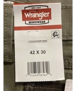 Wrangler Men&#39;s Workwear Ranger Cargo Pants Khaki Size 42 X 30 NEW - £23.23 GBP