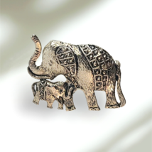 Vintage Silver Tone Metal Elephant Mom and Baby Brooch Pin Animal Boho - £6.28 GBP