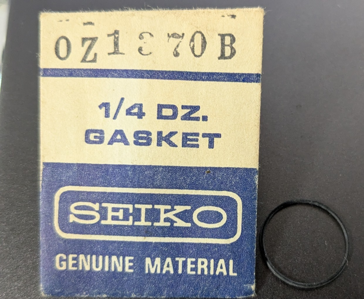 NOS VINTAGE SEIKO QUARTZ BATTERY CELL HATCH GASKET PART# 0Z1370B - $14.84