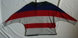 The Cue Cher Qu 3/4 sleeve knit Top Size M - $4.99