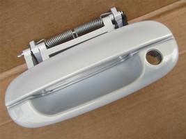 Cadillac 03-07 CTS 06-11 DTS 00-05 Deville Driver Side Left LH Front Door Handle - £20.90 GBP