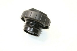 2006-2013 LEXUS IS250 IS350 FUEL GAS CAP P3648 image 2