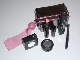 MAC Cosmetics 4 PCS Bag Lipstick Eye Shadow Set  - £29.71 GBP