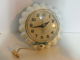 Vintage GE General Electric Bunt Cake Pan Shaped Electric Wall Clock 215... - £46.62 GBP