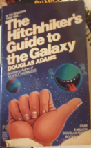 The Hitchhiker&#39;s Guide to the Galaxy Douglas Adams Paperback - $41.76 MXN