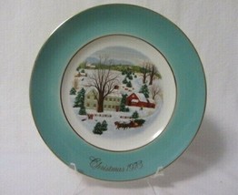 Avon 1973 1st Edition Christmas On The Farm 8-3/4&quot; Plate By Enoch Wedgewood Mib - £9.74 GBP