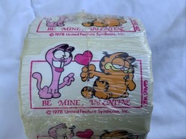 Sealed 1978 Vintage Garfield Be Mine, Valentine Sticker Roll 125 Wrapped - $123.74