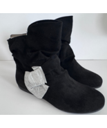 Cloudwalkers Black Suede Booties Flat Women&#39;s Size 9W Wide Fit - $55.56 CAD
