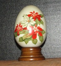 Avon Winters Treasure Poinsettia Egg Retired -1987 Vintage - Collectible - £7.41 GBP