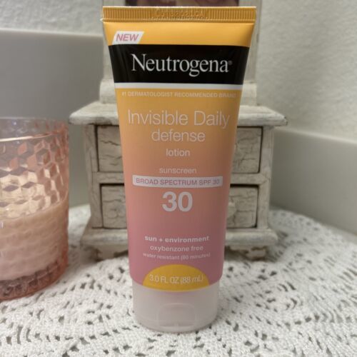 Primary image for Neutrogena Invisible Daily Defense Sunscreen Lotion SPF30 3.0oz / 88mL EXP 10/23