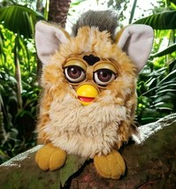 Vintage 1998 Giraffe Furby Generation 2 Brown Eyes, Orange Brown Tan Fur... - $1,798.58 MXN
