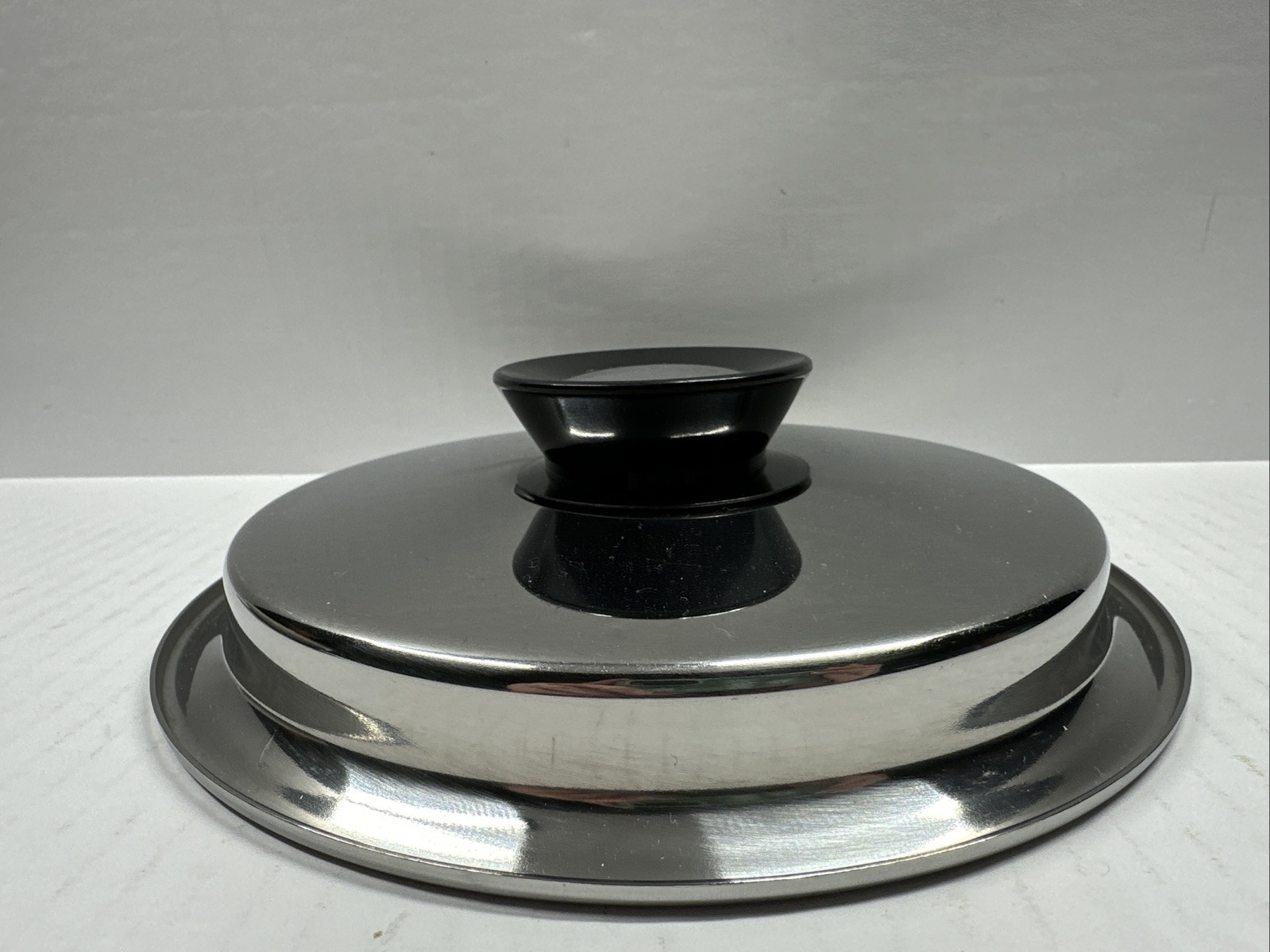 Vollrath Stainless Steel Lid 8” Diameter - $9.99