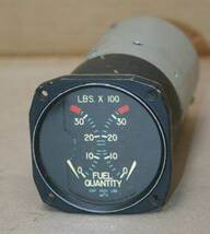 Goodrich/Simmonds Fuel Gauge Indicator 37423-180  3000 LBS Pacitor Contents - $97.95