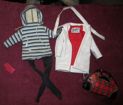 VINTAGE BARBIE  WINTER HOLIDAY OUTFIT - £29.78 GBP