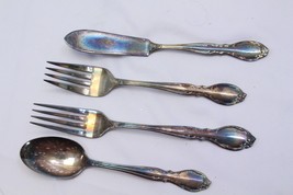 Wm Rogers IS Moon Light Royal Victorian Lovelight Lot of 22 Forks Knives Spoon - £19.98 GBP