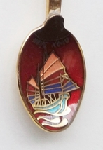 Collector Souvenir Spoon China Hong Kong Fishing Junk Boat Coat of Arms - £10.38 GBP