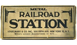 Vintage Marx Railroad Station Tinplate O Scale Trains Tin Playset Mint with Box - £261.75 GBP