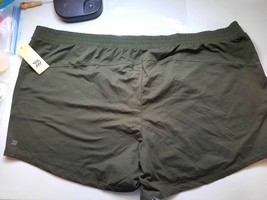 Women&#39;s All in Motion Olive Green Knit Shorts Size 4X-New - £6.98 GBP