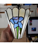 Stained Glass Iris Lilly Flower Wall Sconce Light Lamp Shade - £31.62 GBP