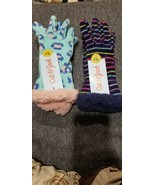 Cat and jack girls girls 4/7 gloves - $21.80 CAD