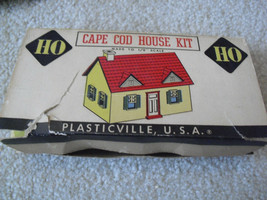 Vintage Plasticville HO Scale Cape Cod House Kit in Box HO-58 #2 - £19.46 GBP