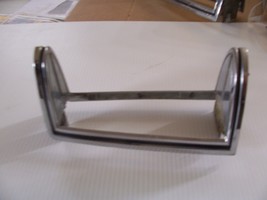 MARK V RIGHT MARKER SIGNAL LIGHT TRIM BEZEL PITTING OEM USED LINCOLN 197... - $100.97