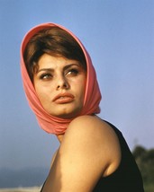 Sophia Loren gorgeous portrait early 1960&#39;s wearing pink head scarf 8x10 photo - £7.65 GBP