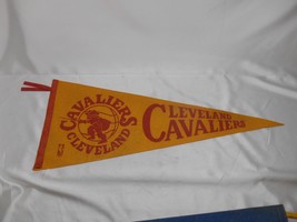 Old Vtg Cleveland Cavaliers Felt Pennant Flag Basketball Sports Souvenir Advert - £23.80 GBP