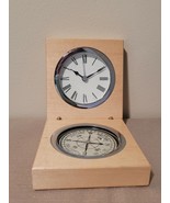CLOCK/COMPASS COMBINATION IN BLONDE WOOD-UNUSED-SALESMAN&#39;S SAMPLE - $369.45 MXN