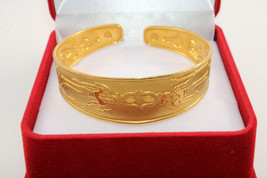 Pulsera Egipcia Estampada Oro 18K Diosa Egipcia Neith Faraónico 18 Gr - £1,778.94 GBP