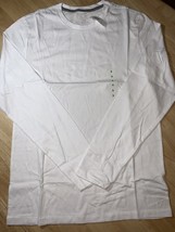 Unisex Old Navy White Soft Washed Crew Neck Long Sleeve Top In White BNW... - $131.94 MXN
