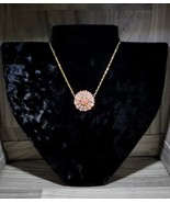 Flower Pendant Necklace - $11.60 CAD