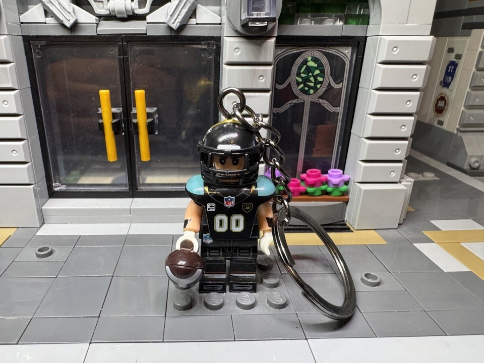 Jacksonville Jaguars NFL Minifigure Keychain (2) - $12.00