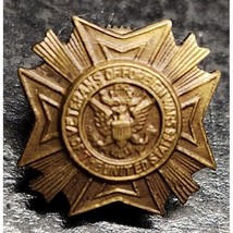 Veterans of Foreign Wars of The US Gold Lapel Pin - Screw on back - £7.29 GBP