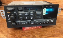 Mint Chevy Camaro AM/FM/Cassette Tape Radio 1998-2002 +Changer Controls ... - $2,389.42 MXN