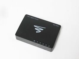 Luxul 5-Port Gigabit Desktop Switch XGS-1005 image 2